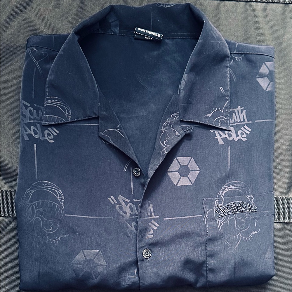 South Pole Men's Navy Blue Graphic Shirt Size L